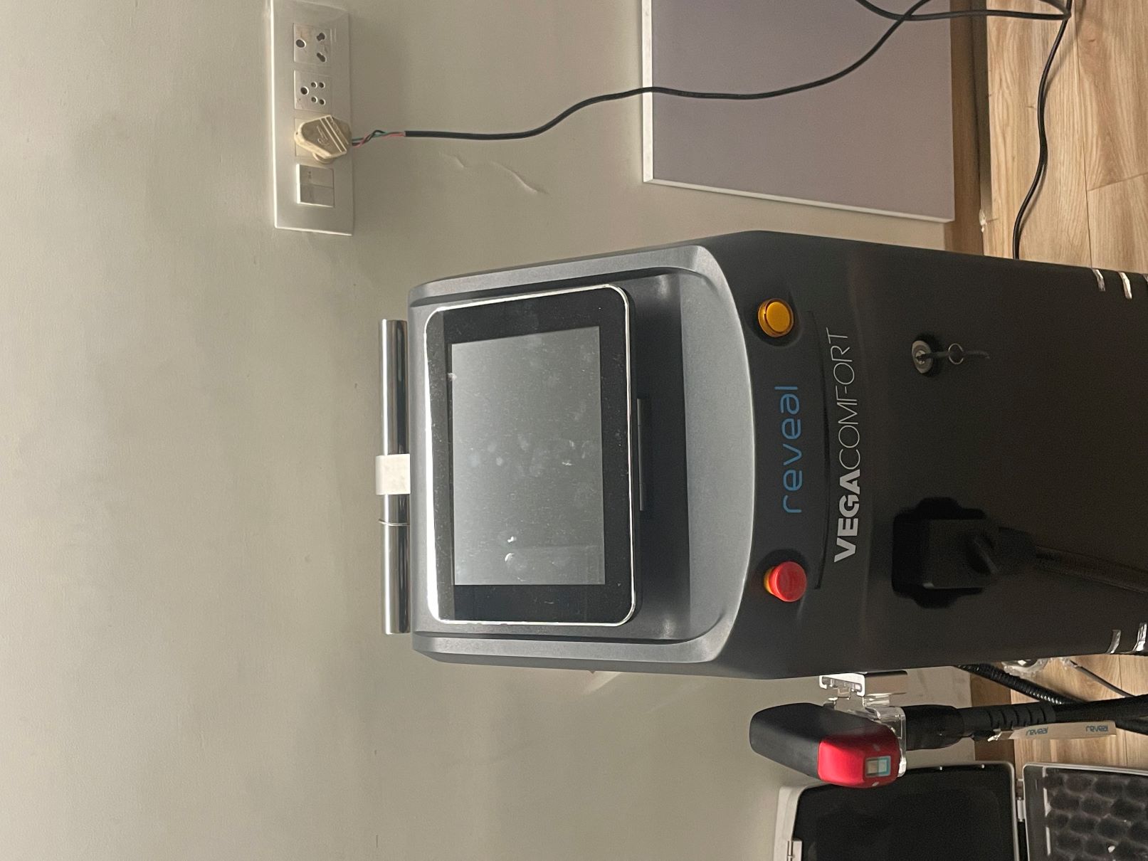 Reveal VegaComfort — Diode Laser System